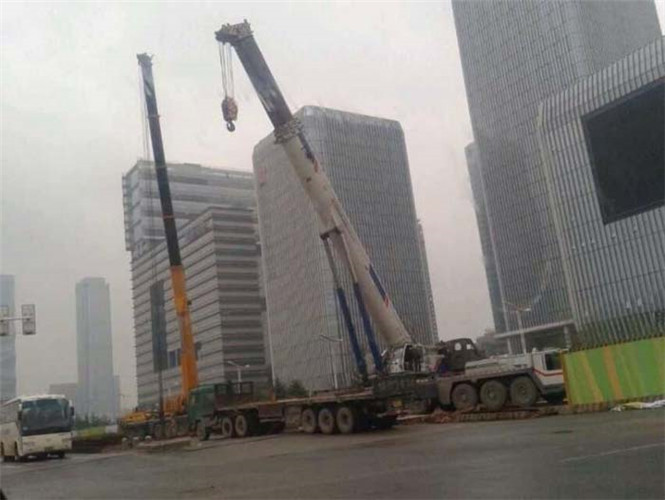 蒸湘区25吨吊车能吊多重设备？